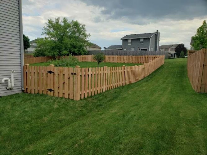 55214 mano fencing llc 1