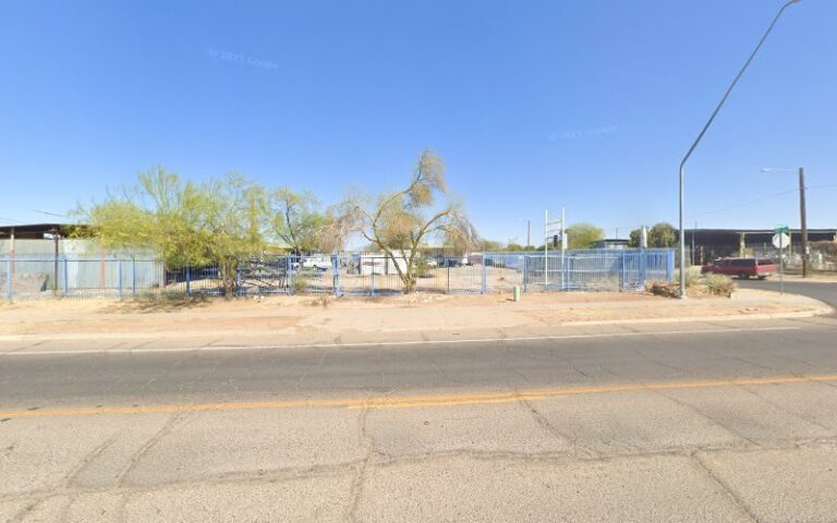 55388 j j fence co 768x480