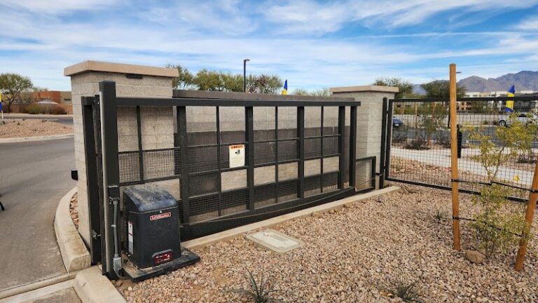 55391 sentry fence builders 1 768x432