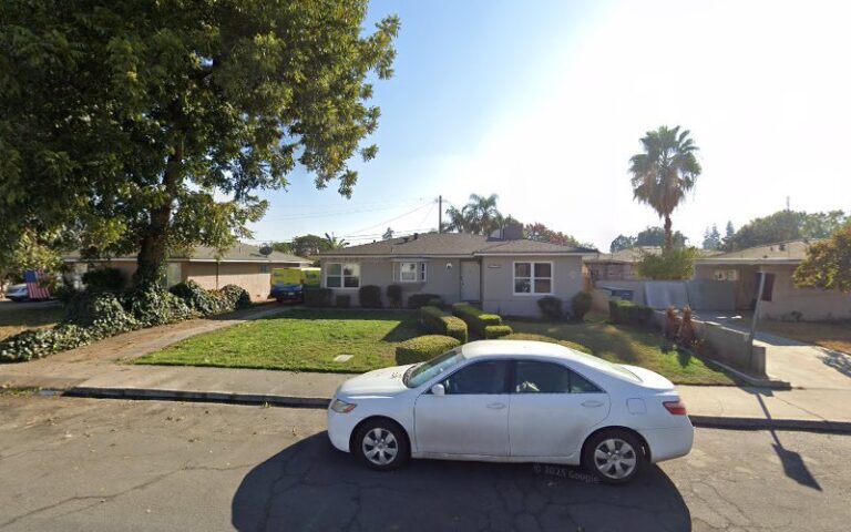 55489 a 1 lawn services fence repair 1 768x480