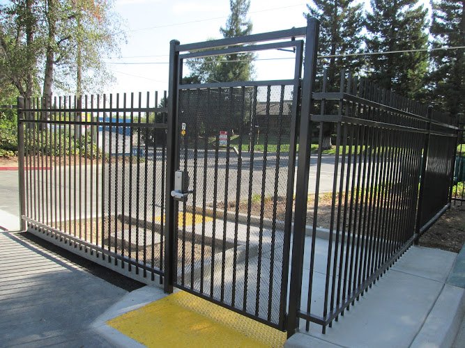 55642 linmoore fencing iron works inc 1