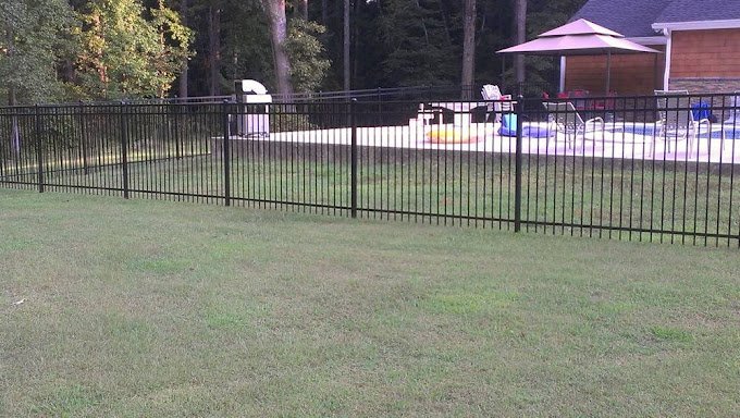 55835 lindleys fencing 1