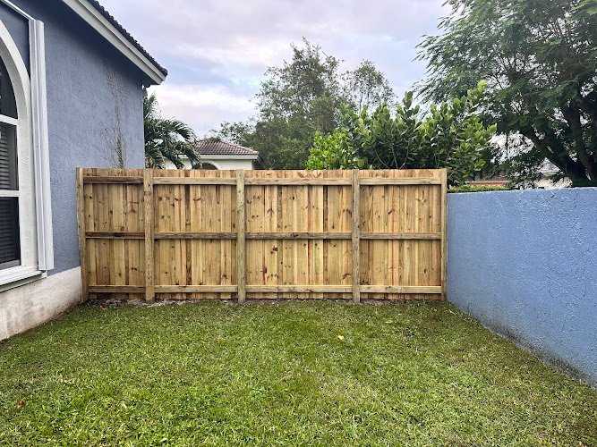 56206 miami fences 4 less 1