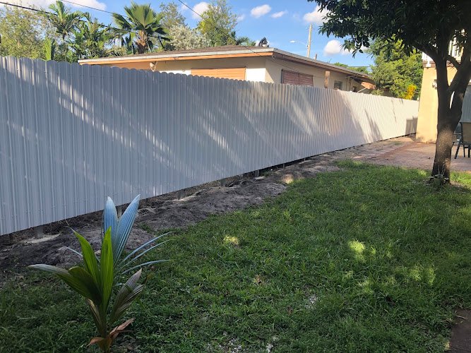 56296 island fence 1