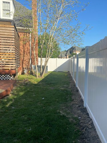 56381 mister fence inc 1