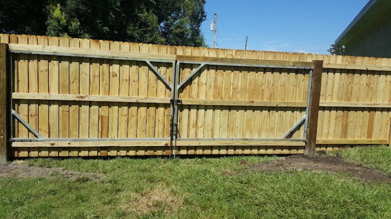 56762 good looking fence 768x432