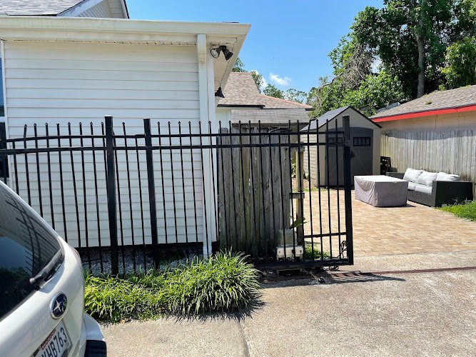 56899 alpha fence installation repair 1