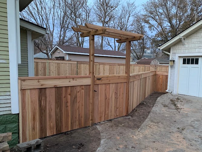 56977 hesse fence deck 1