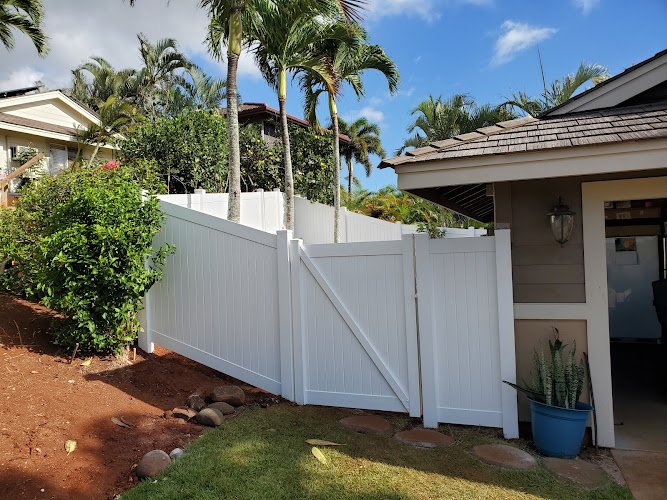 57305 valleywide fence deck 1