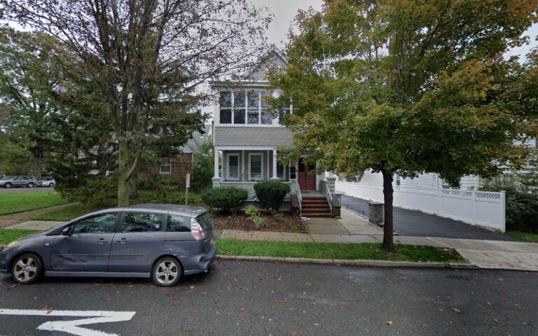 57359 diamond locksmith 768x480