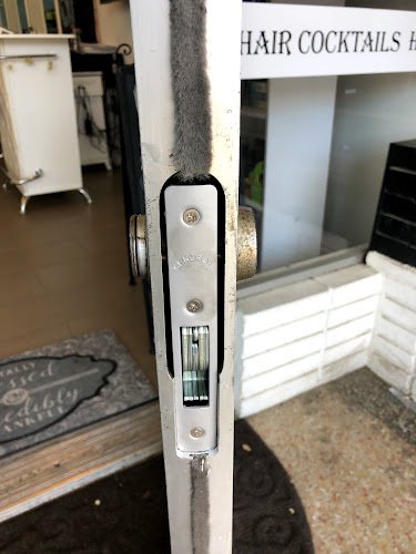 57362 kwik key service