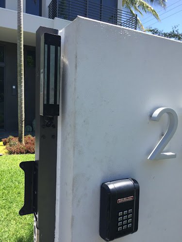 57583 next door locksmith service 1