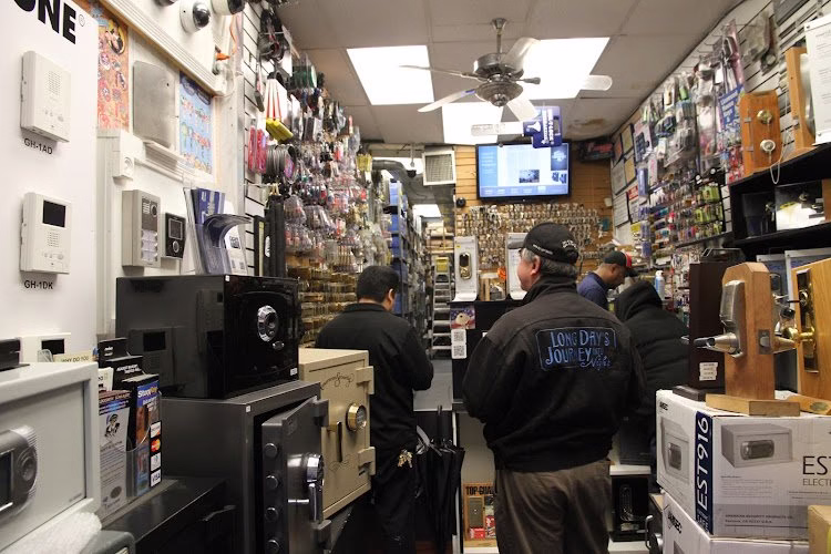 58973 sos locksmith 1