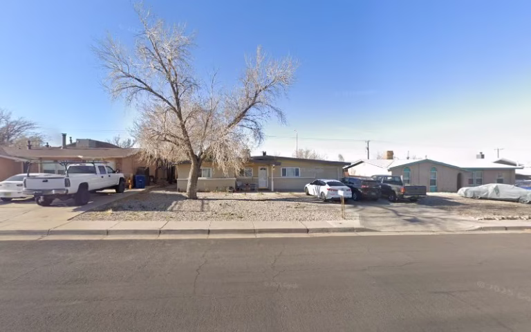 59415 mikes tree service 2 768x480