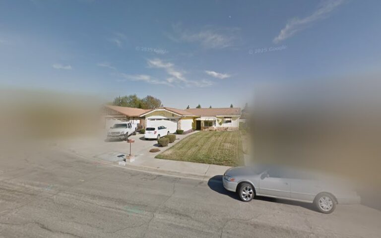 6189 moreno valley gutter cleaning services 768x480