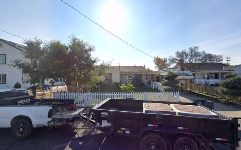 63068 larrys tree care 768x480