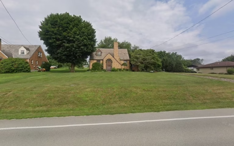 63819 strunk tree services 768x480