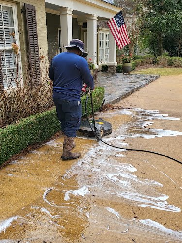 6663 clear moment pressure washing service 1