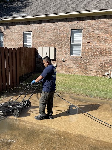 6666 jay pressure washing 1