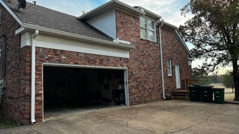 6800 mts seamless gutter protection 768x432