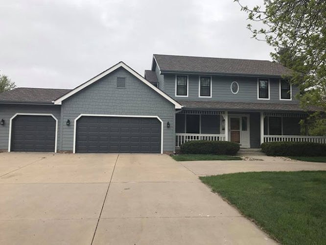 7019 dm roofing and siding 1