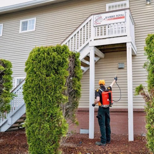 70502 rambo total pest control 1