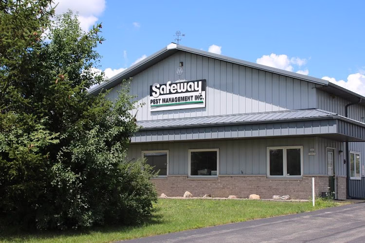 72573 safeway pest management 1