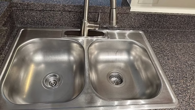 73841 nelli cleaning 768x432