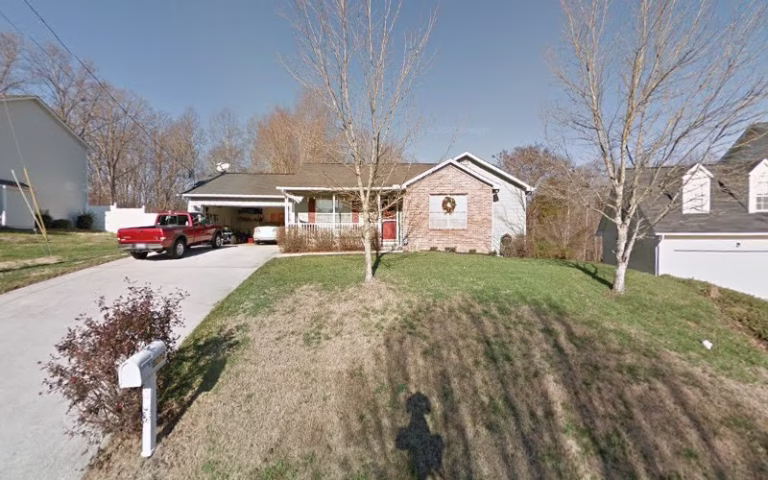 74910 cleaning services knoxville llc 768x480