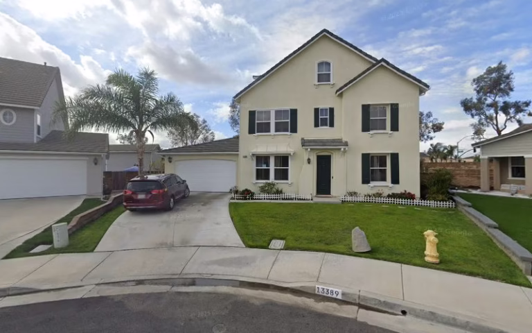 76520 winter white house cleaners 1 768x480