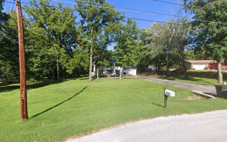 76659 class glass cleaning 768x480