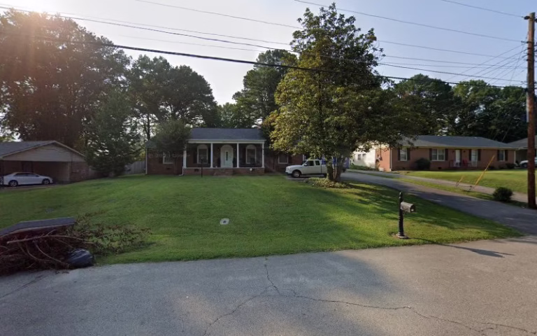 76841 kwik n kleen window cleaning 768x480