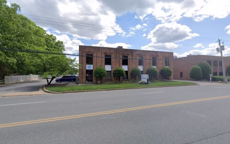 77476 aspen home improvements 768x480