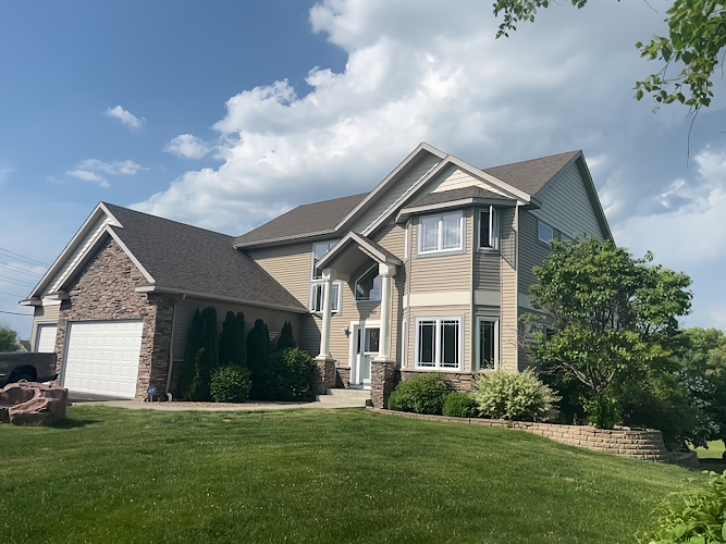 7783 midwest roof solar 1