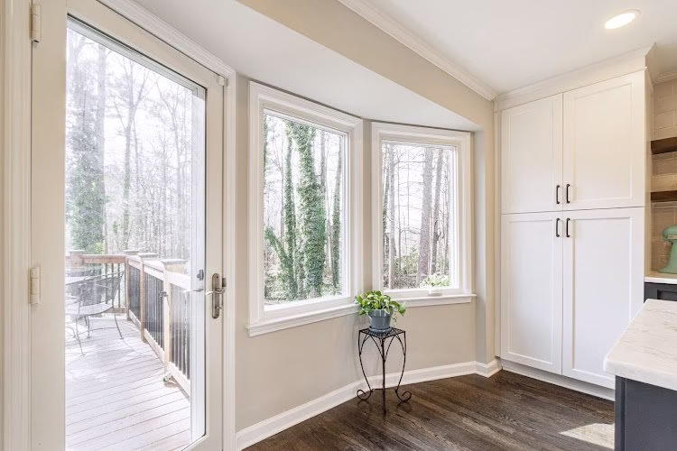 77970 next door and window 1