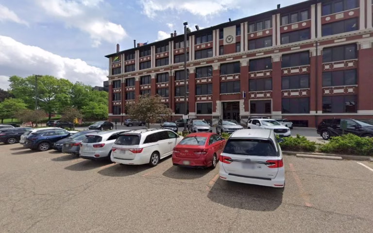 78273 window universe 768x480