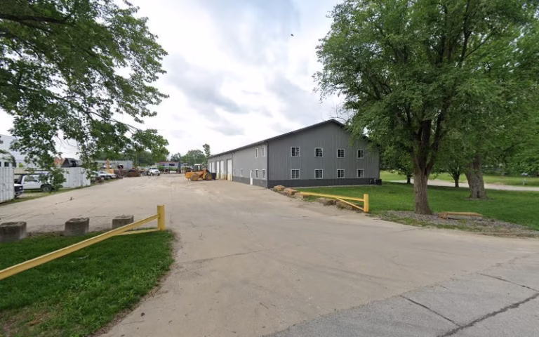 81886 priority excavating llc 768x480