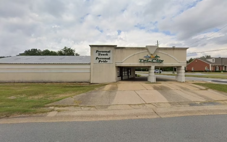 82526 dirt dobbers inc 1 768x480