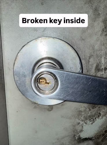 82670 maxilockkey llc 1