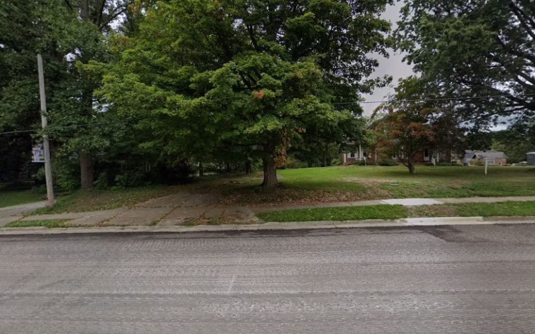 82890 bicas lock shop 768x480