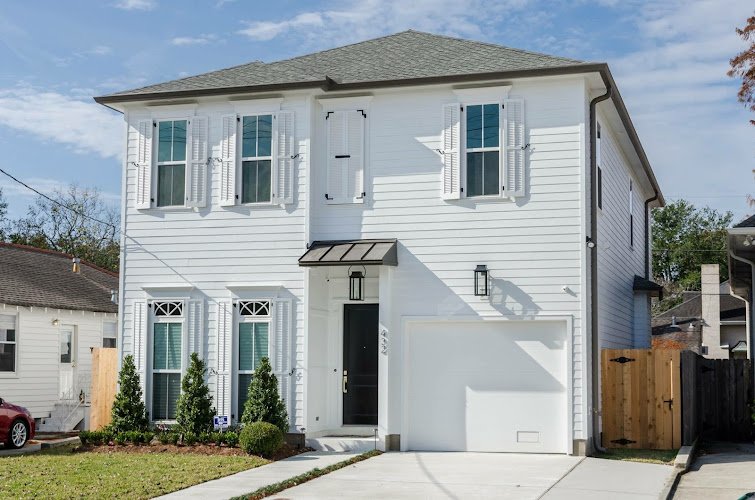 8331 strong shield siding llc