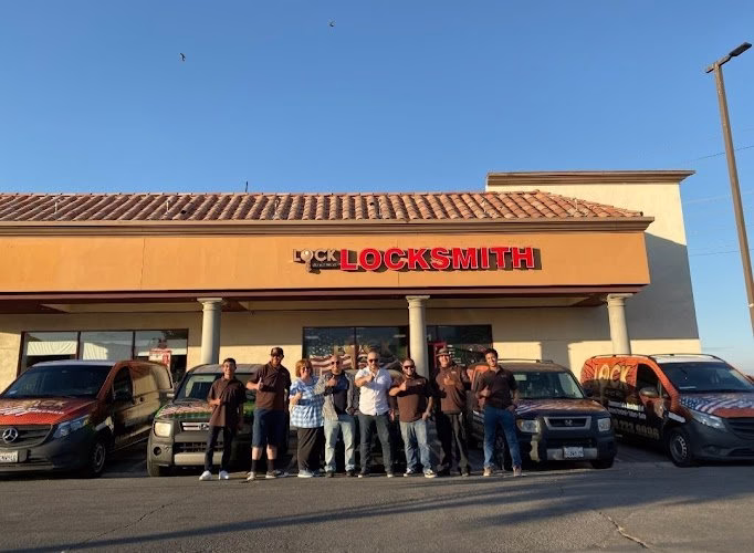 83656 lock and roll locksmith 1