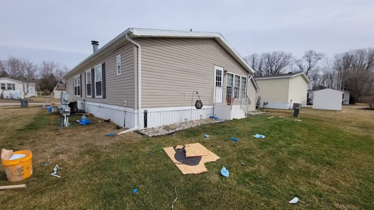 84607 180 contractors roofing siding 1 768x432