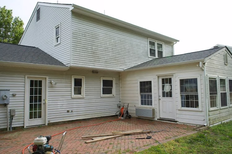 84806 supreme customs 1