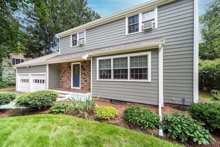 85878 united home experts 1