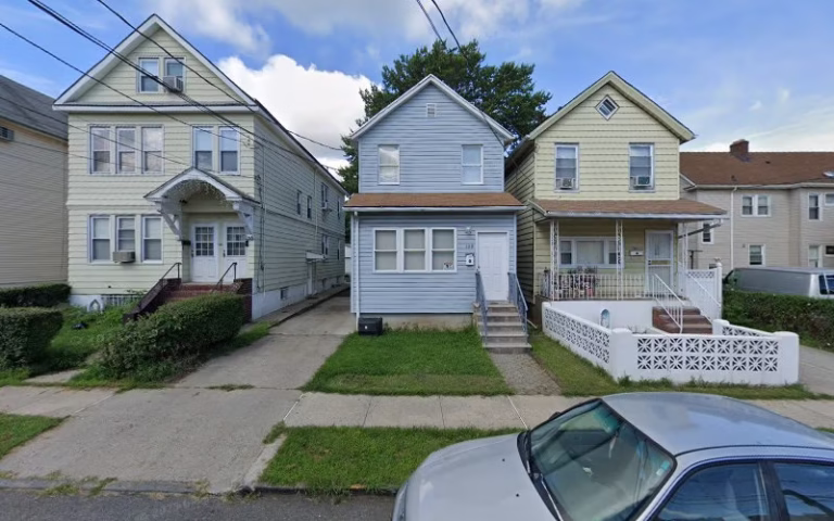 86108 guaman construction llc roofing and siding 1 768x480