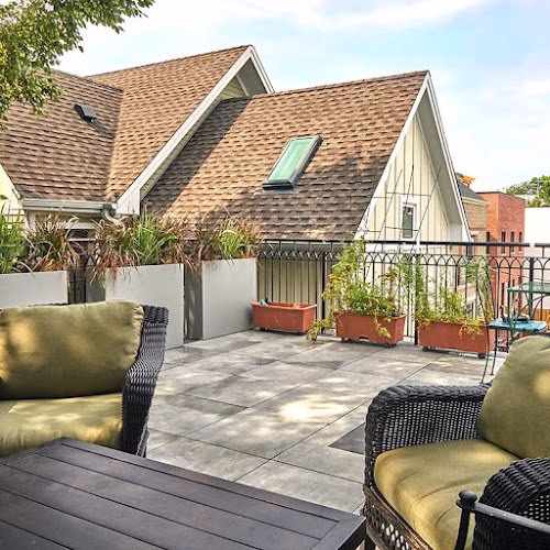 86587 chicago roof deck and garden