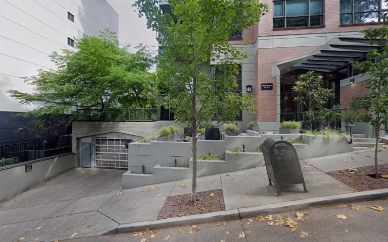 87599 deck builders seattle pros 768x480