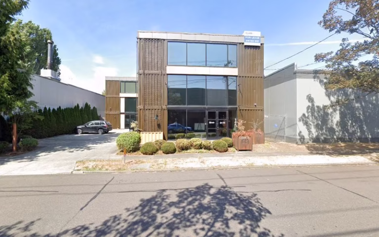 87608 zometek seattle deck pros 1 768x480