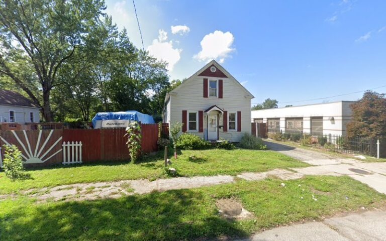 8863 angels siding roofing repairs 768x480